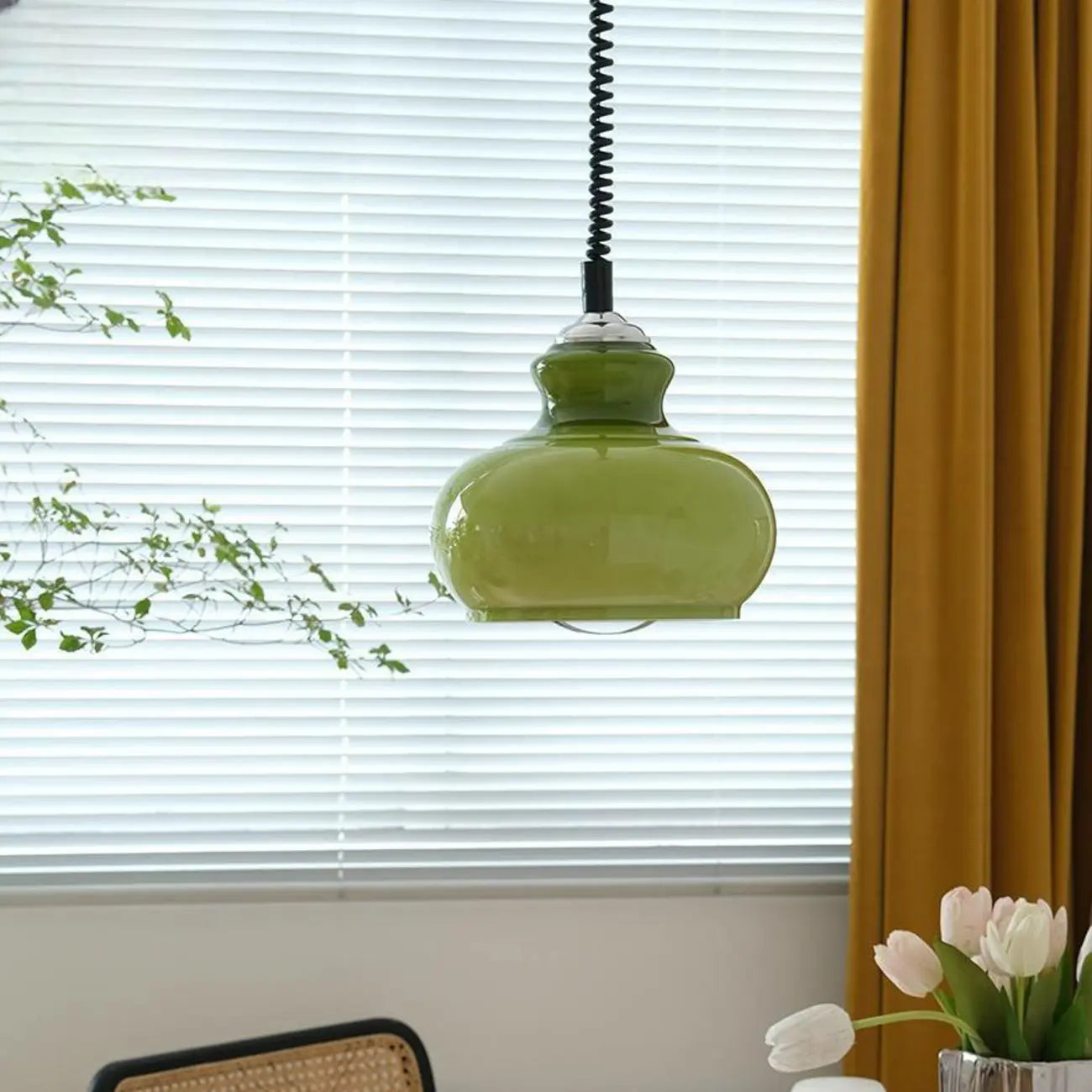 Suspension moderne réglable en verre vert dôme