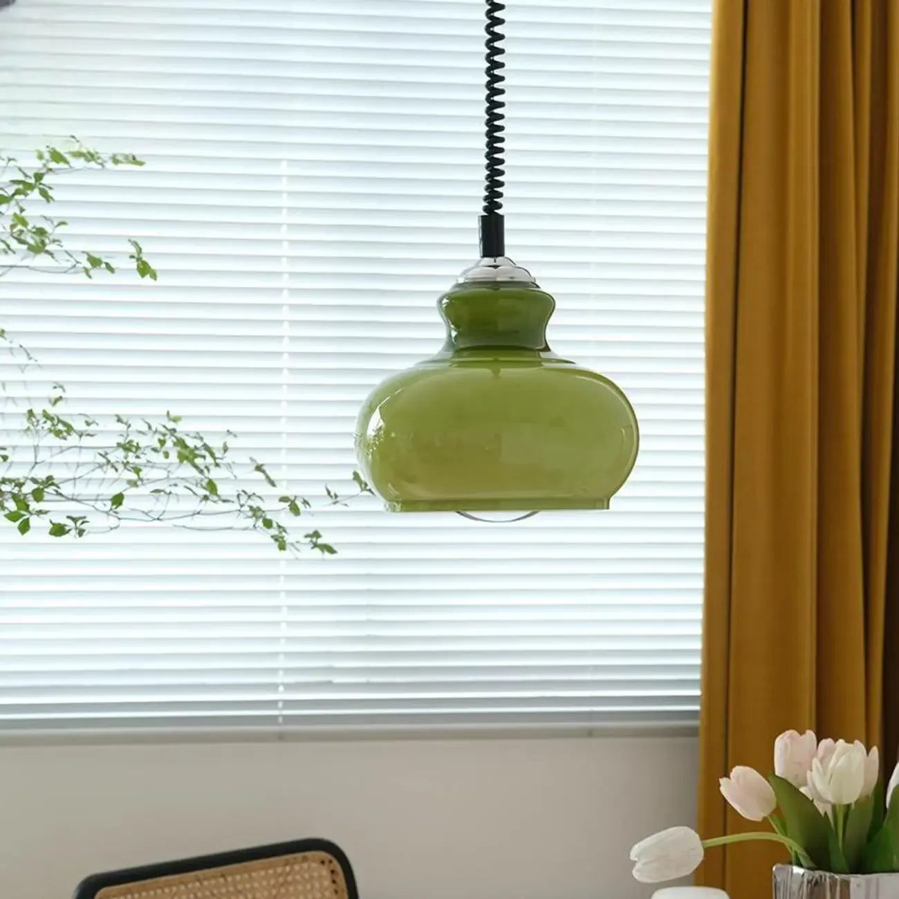 Suspension moderne réglable en verre vert dôme