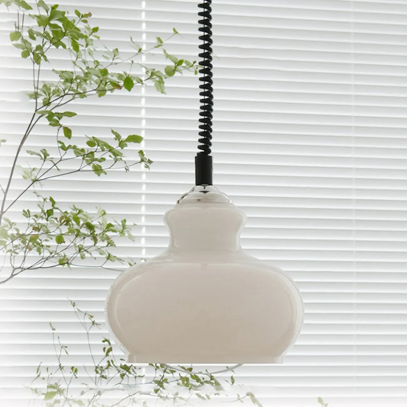 Suspension moderne réglable en verre vert dôme