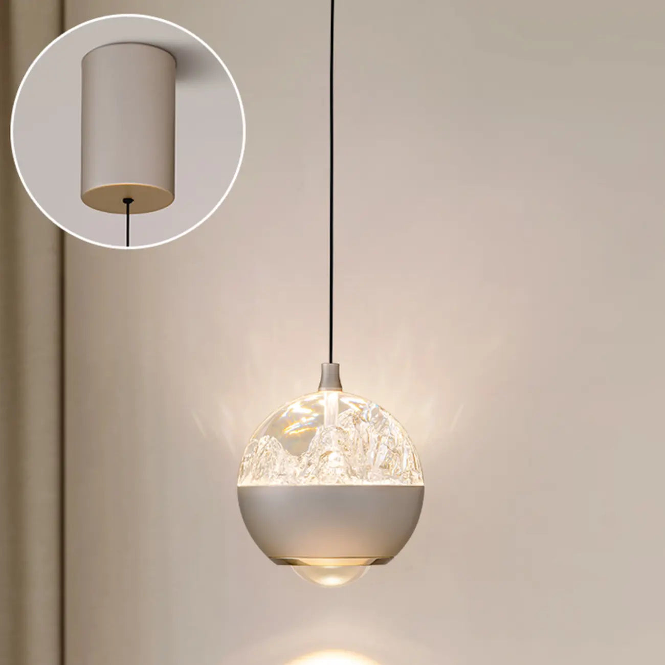 Suspension moderne en métal transparent avec globe lumineux réglable pour chambre à coucher