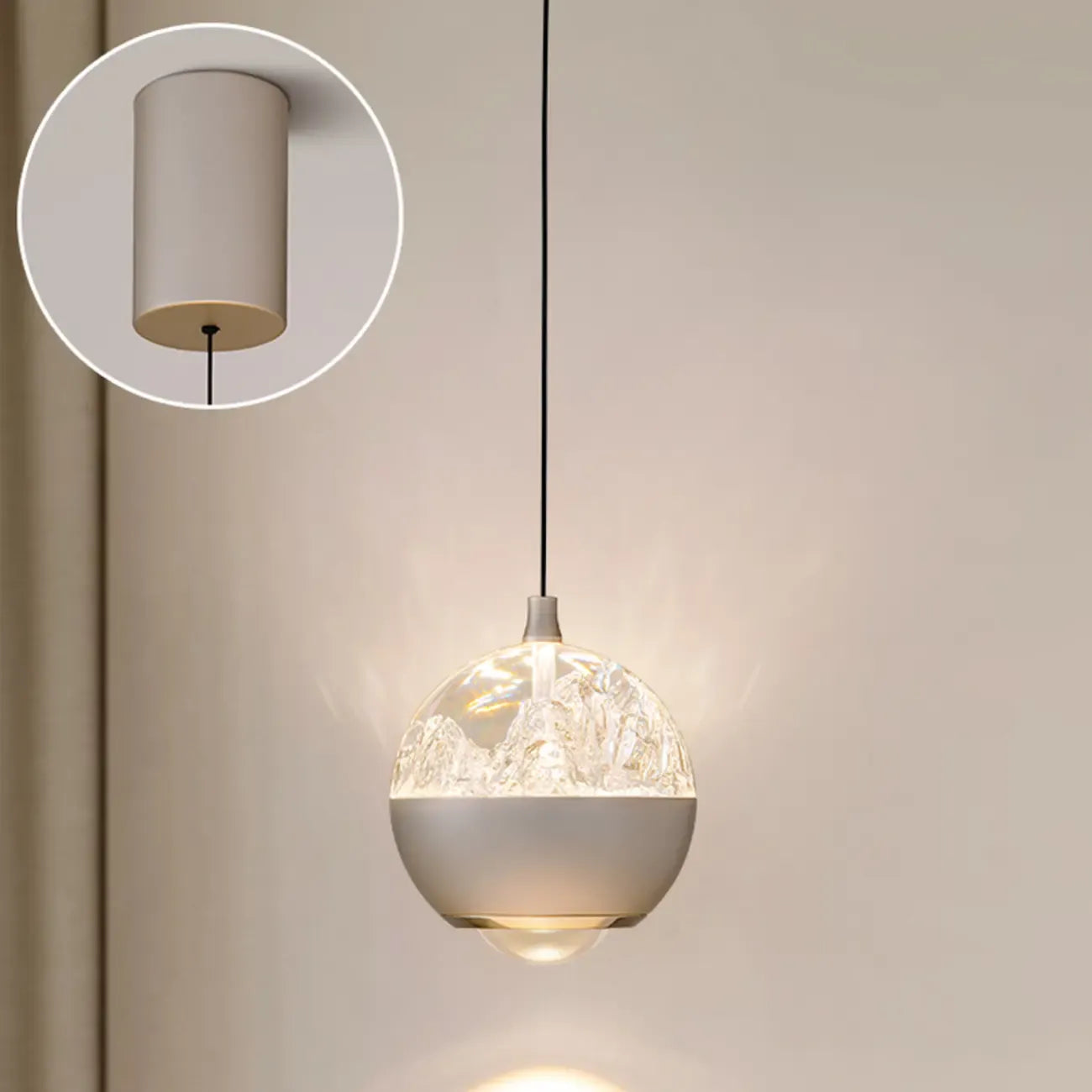 Suspension moderne en métal transparent avec globe lumineux réglable pour chambre à coucher