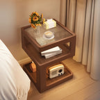 Table de chevet ouverte en bois d'hévéa avec plateau en verre cubique et éclairage intégré