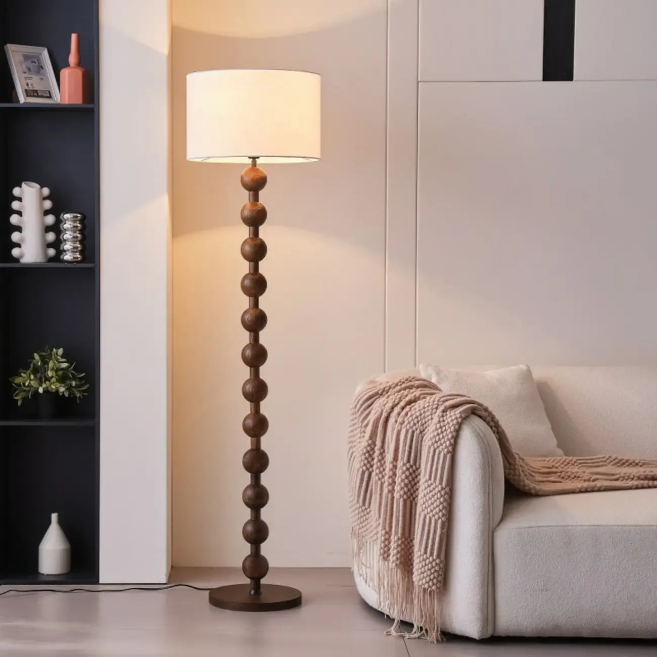 Lampada da terra moderna da 63 pollici con struttura in legno e spina per soggiorno