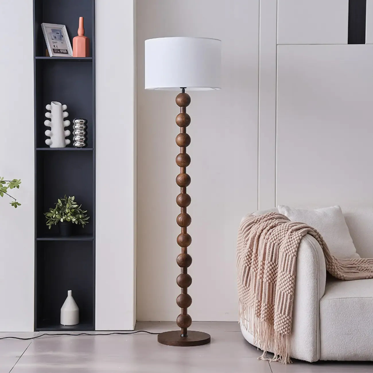 Lampada da terra moderna da 63 pollici con struttura in legno e spina per soggiorno