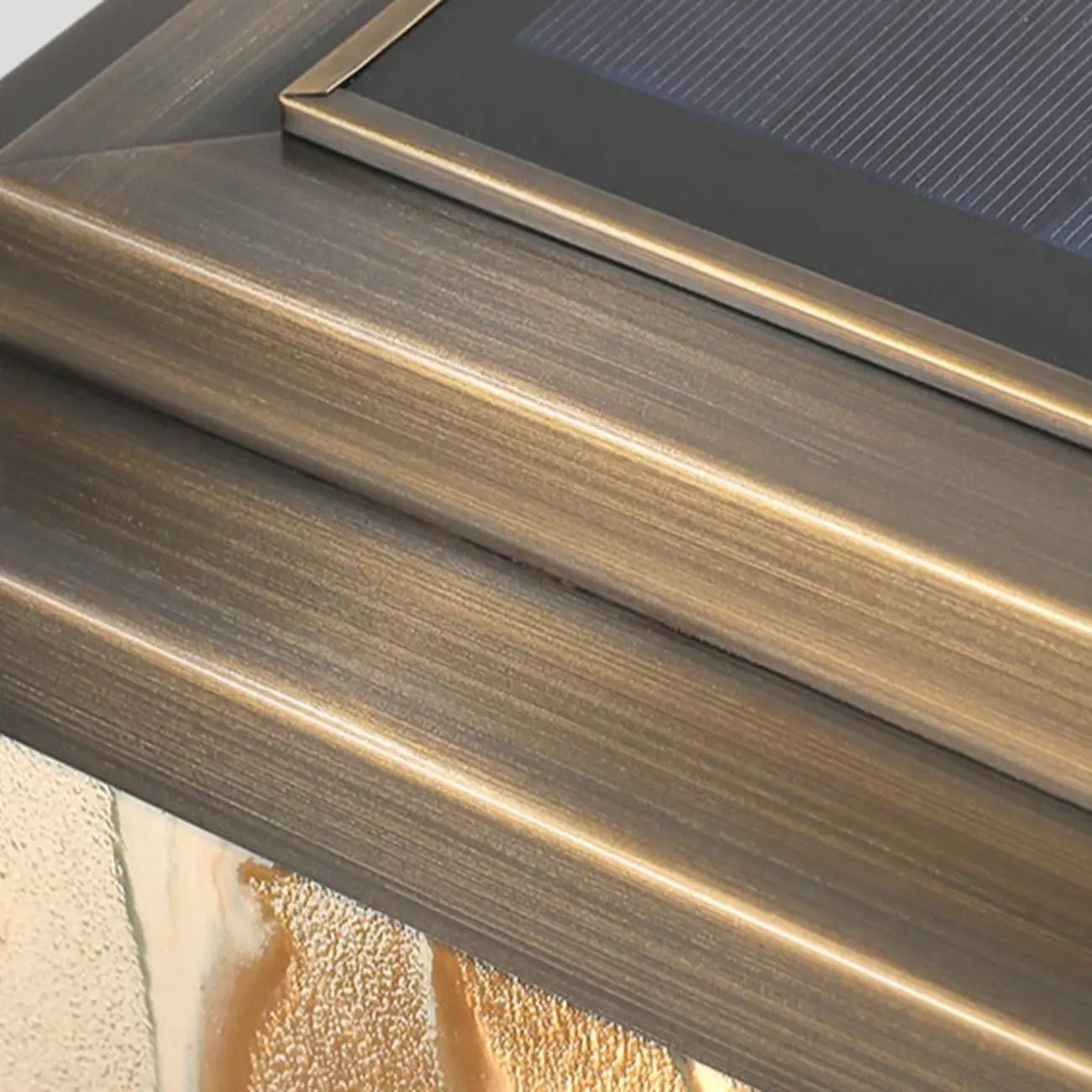Élégants lampadaires solaires carrés en bronze ondulé pour l'extérieur