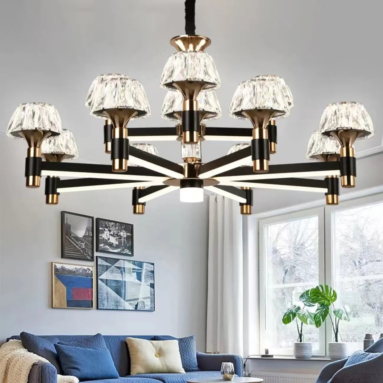 Lustre rond glamour à plusieurs niveaux en cristal avec LED à intensité variable