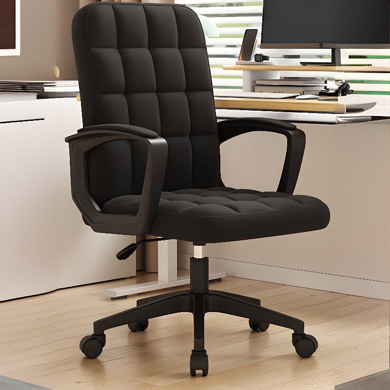 Chaise de bureau pivotante réglable moderne en similicuir noir