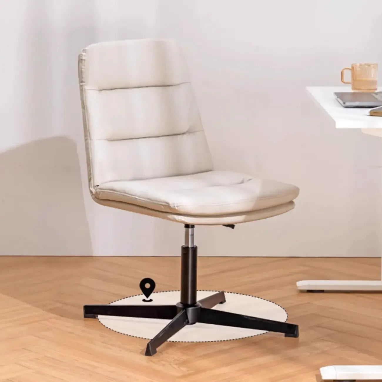 Fauteuil de bureau pivotant ergonomique élégant en cuir blanc