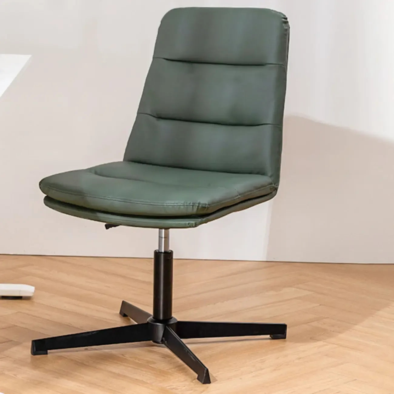 Fauteuil de bureau pivotant ergonomique élégant en cuir blanc