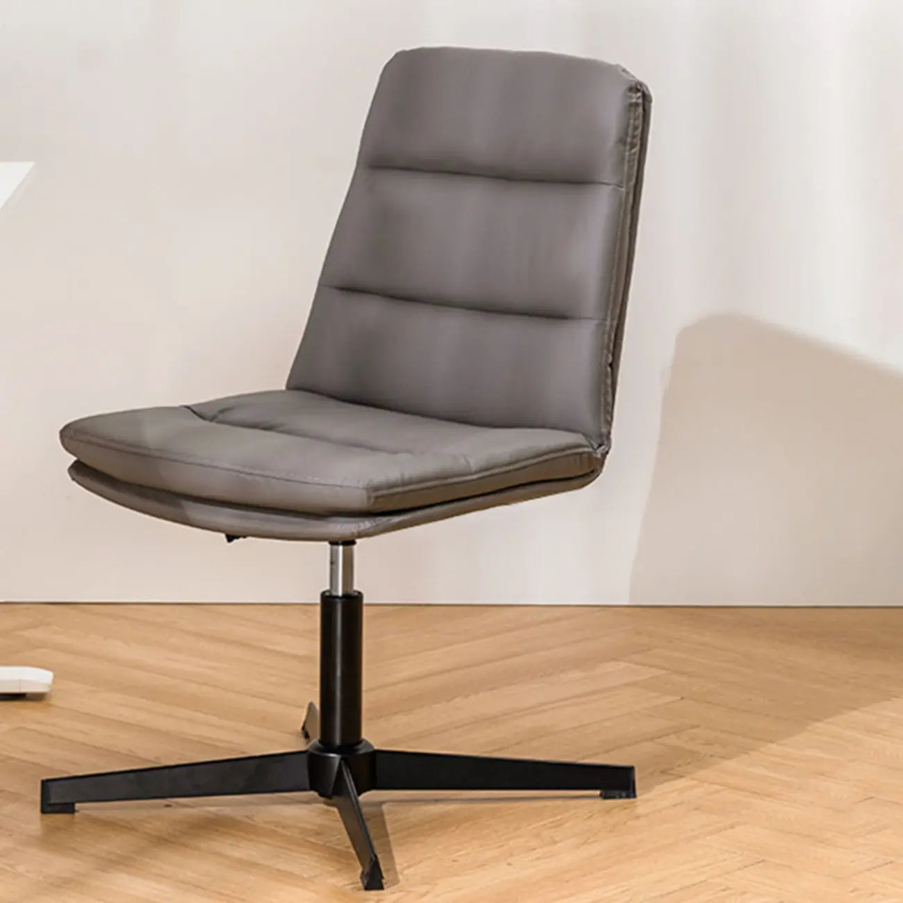 Fauteuil de bureau pivotant ergonomique élégant en cuir blanc