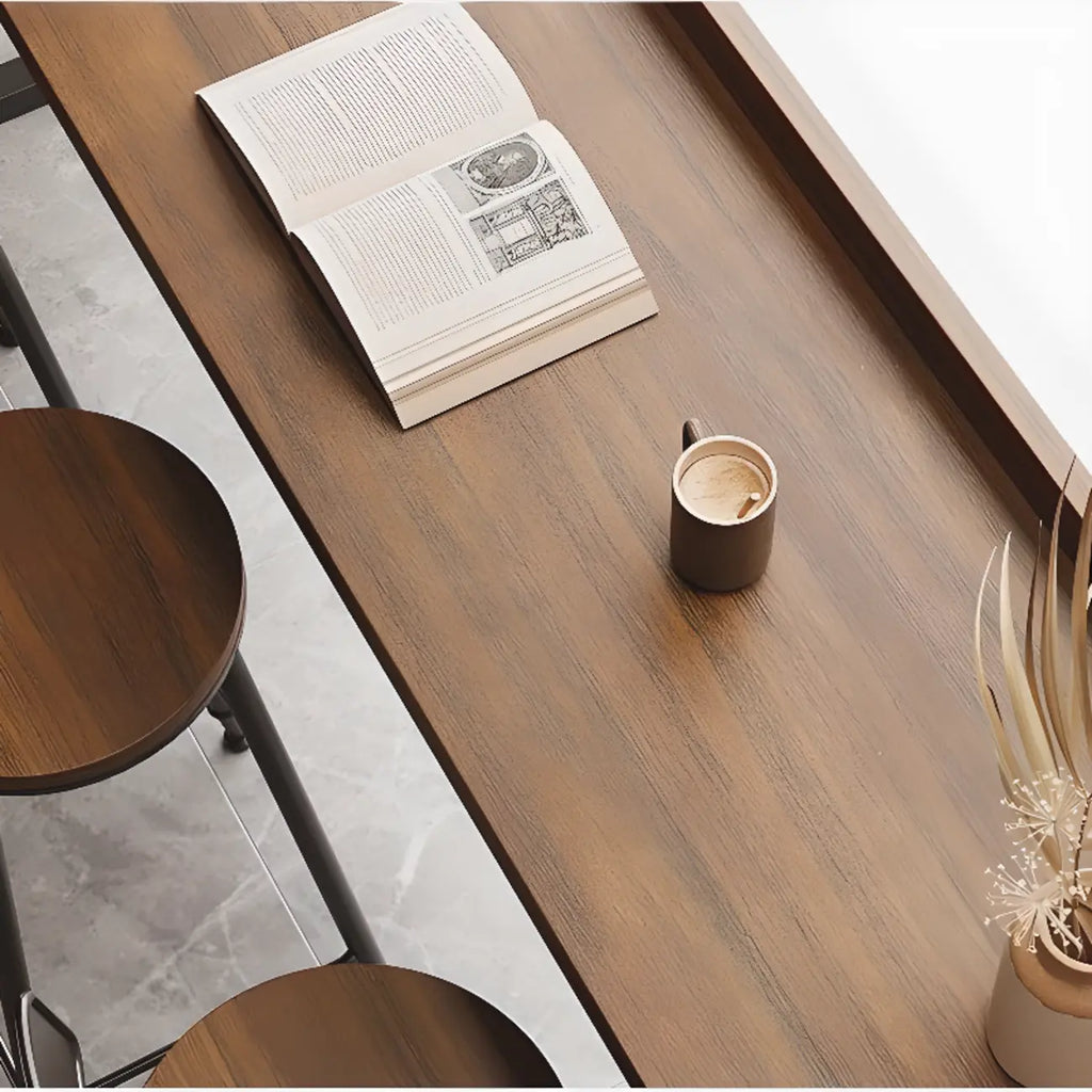 Tables de bar modernes avec plateau en bois et fer brun