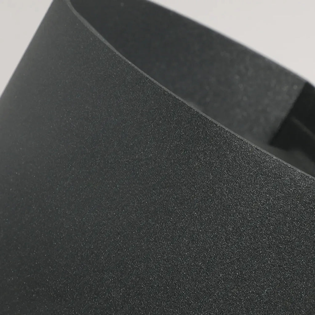Applique murale moderne en verre noir avec éclairage LED et câblage intégré