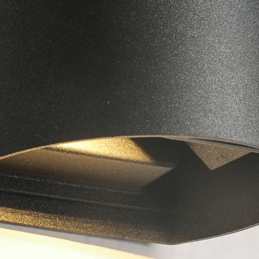 Applique murale moderne en verre noir avec éclairage LED et câblage intégré