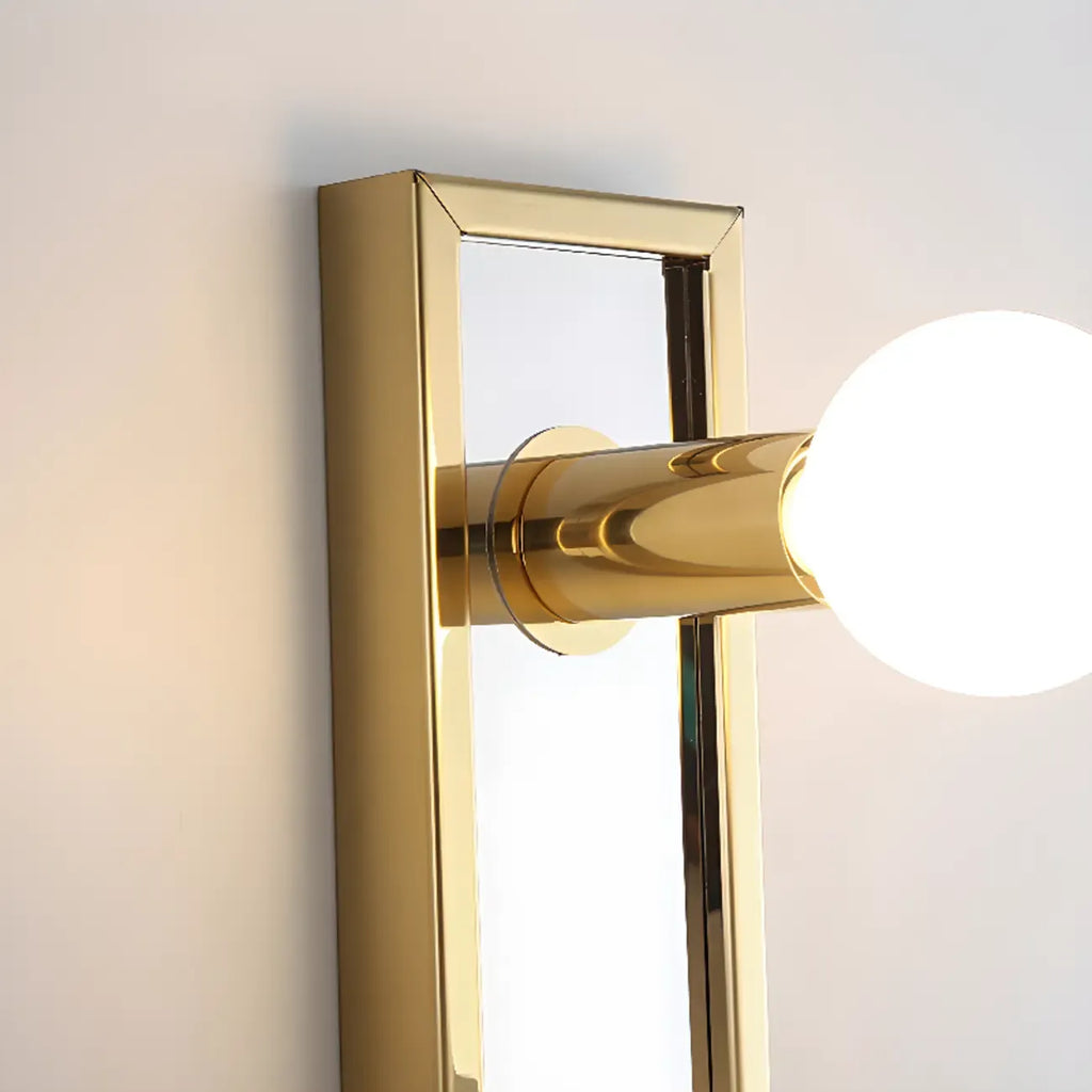 Luminaire de salle de bain moderne en acier doré à plusieurs ampoules