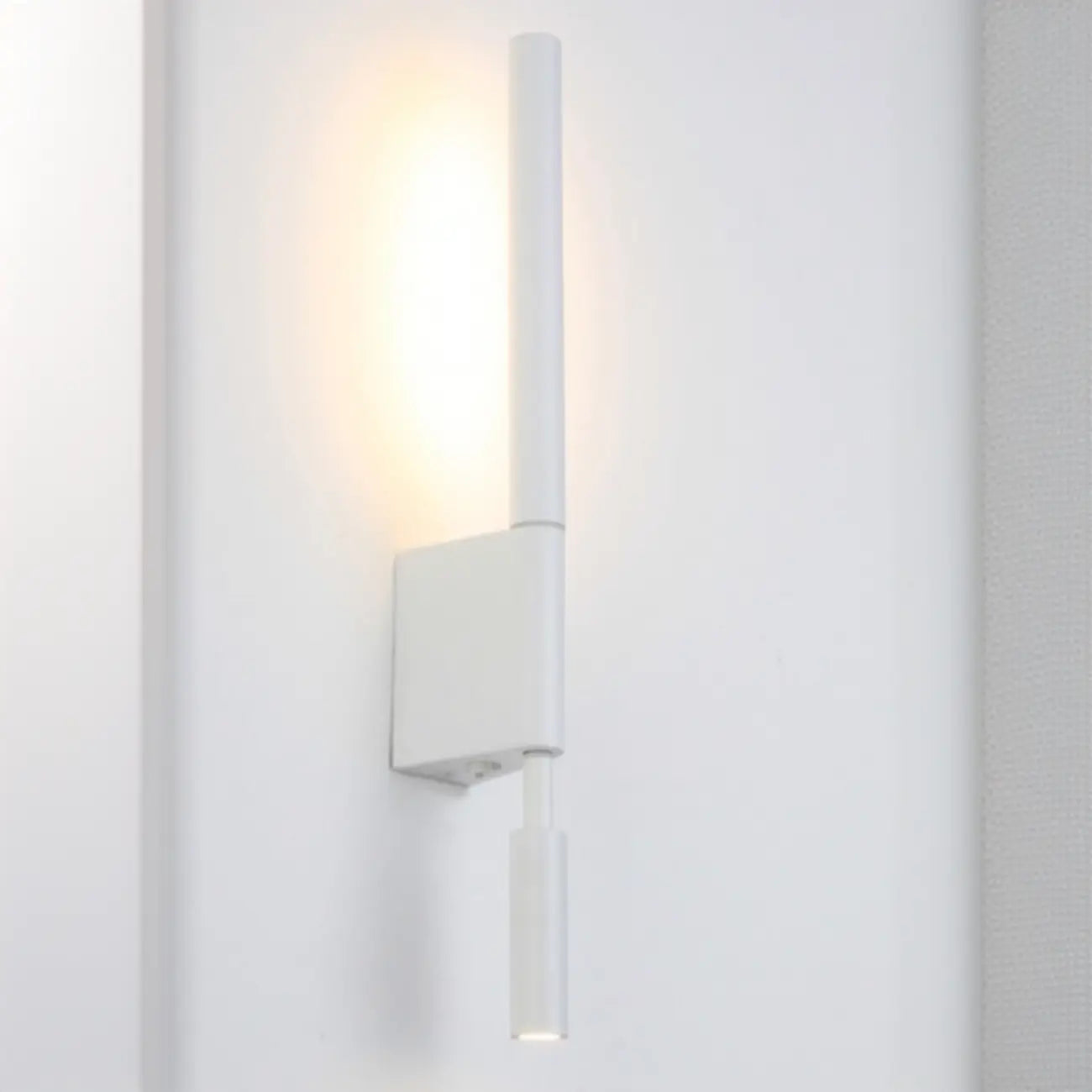 Applique murale géométrique blanche à 2 lumières LED pour intérieur