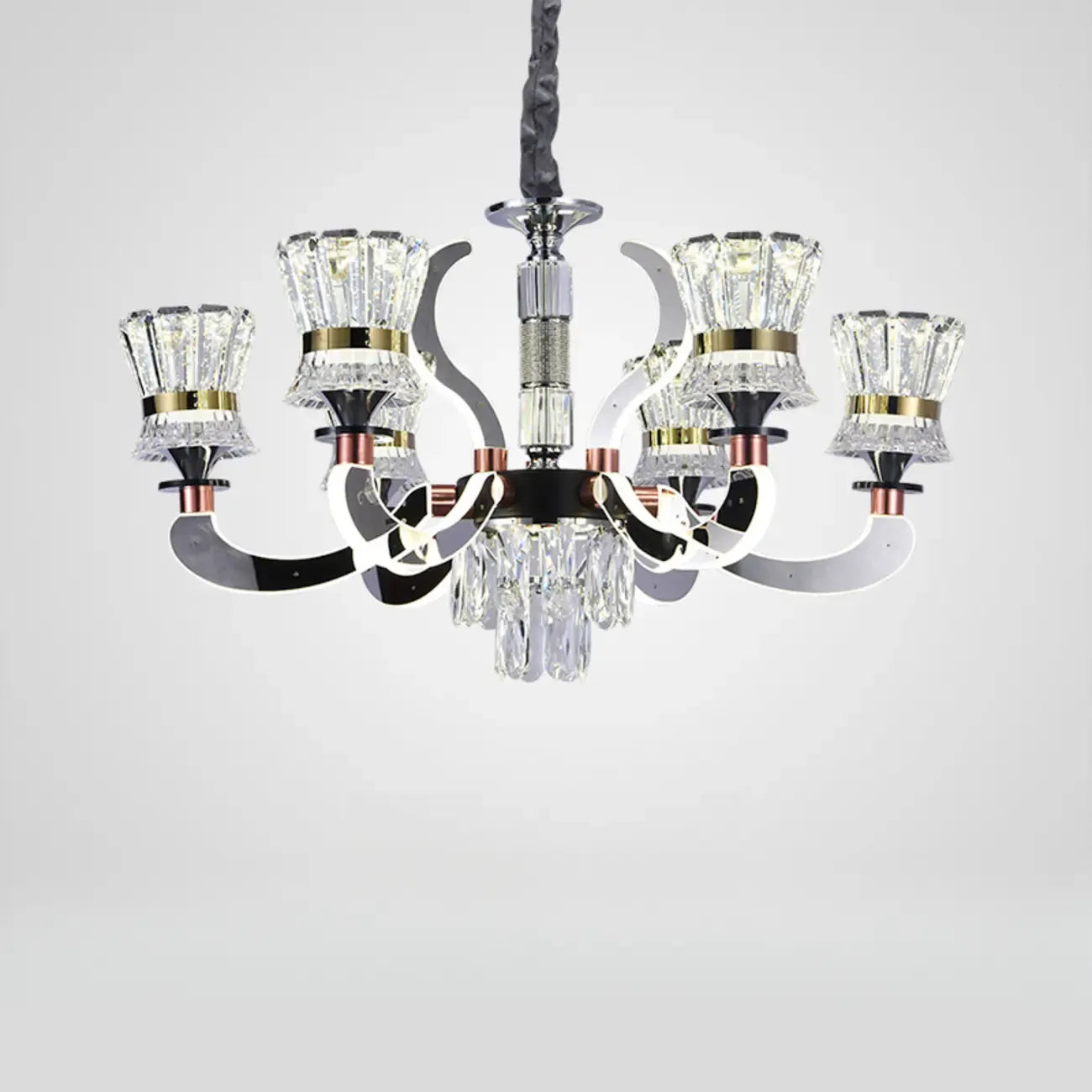 Lustre moderne à plusieurs niveaux en cristal chromé de luxe avec éclairage LED à intensité variable