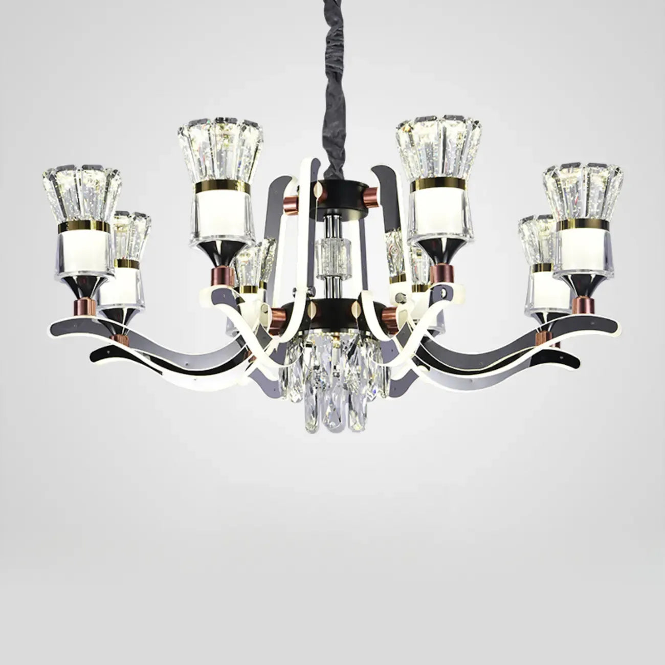 Lustre moderne à plusieurs niveaux en cristal chromé de luxe avec éclairage LED à intensité variable
