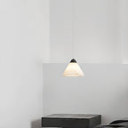 Suspension moderne conique en albâtre blanc pour chambre à coucher