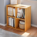 Bibliothèque horizontale cubique en bois blanc décontracté