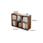 Bibliothèque horizontale cubique en bois blanc décontracté