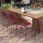 Tables de bar d'extérieur avec support en métal vert et lattes en bois