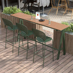 Tables de bar d'extérieur avec support en métal vert et lattes en bois
