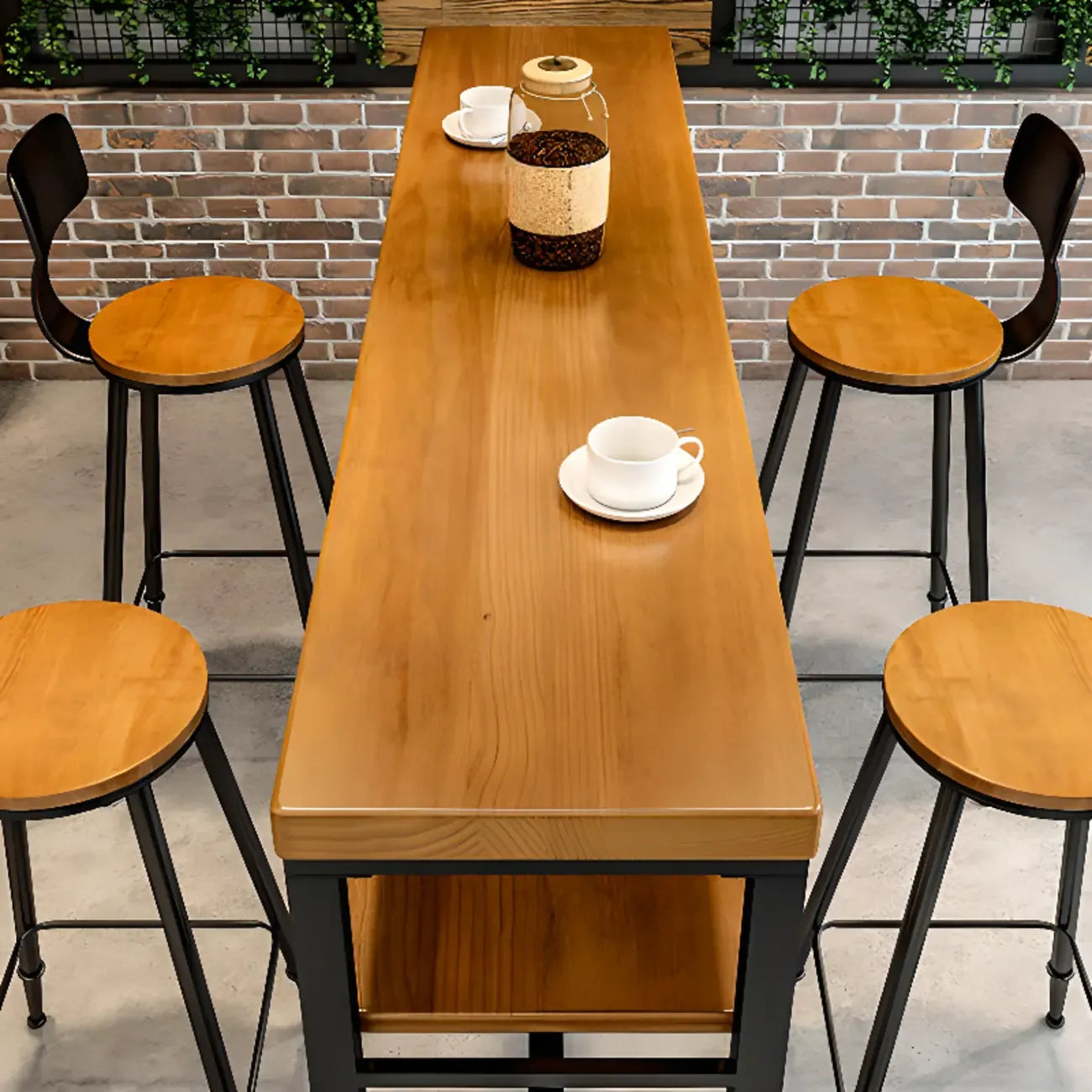 Tables de bar modernes en bois marron, métal et étagère traîneau avec repose-pieds