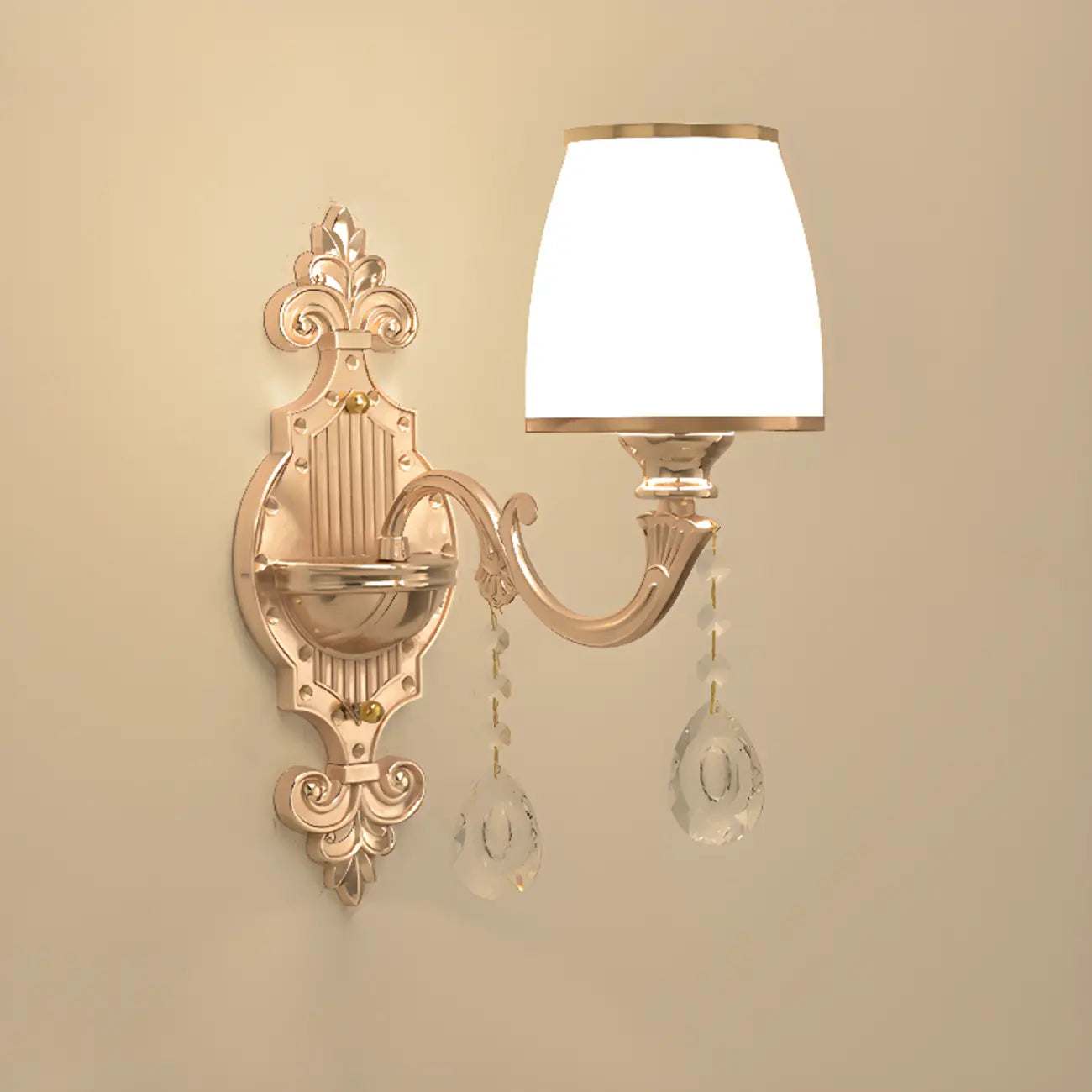 Applique murale miniature en or antique avec abat-jour en cristal géométrique