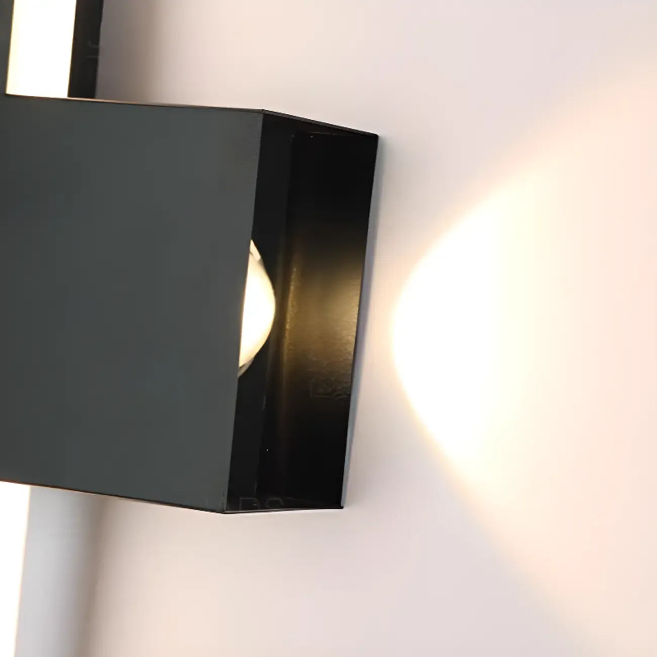 Applique da parete a LED lineare nera moderna a 5 luci per camera da letto