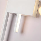 Applique da parete a LED lineare nera moderna a 5 luci per camera da letto
