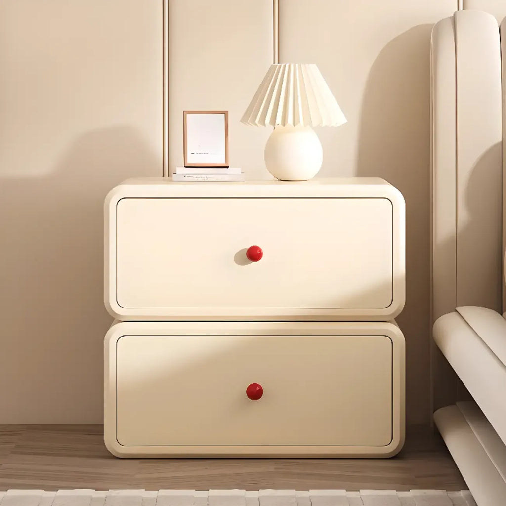 Table de chevet Art Déco en bois et similicuir avec poignées boules rouges, 2 tiroirs