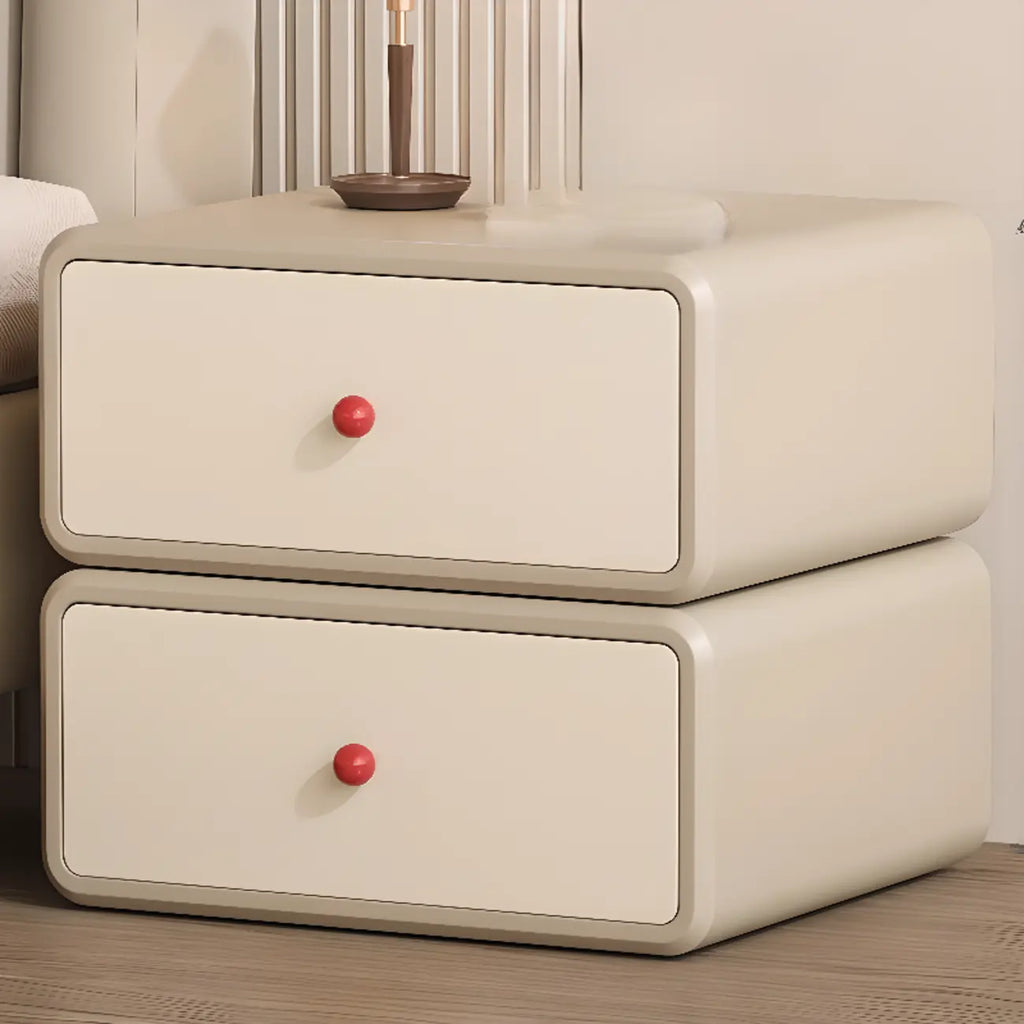 Table de chevet Art Déco en bois et similicuir avec poignées boules rouges, 2 tiroirs
