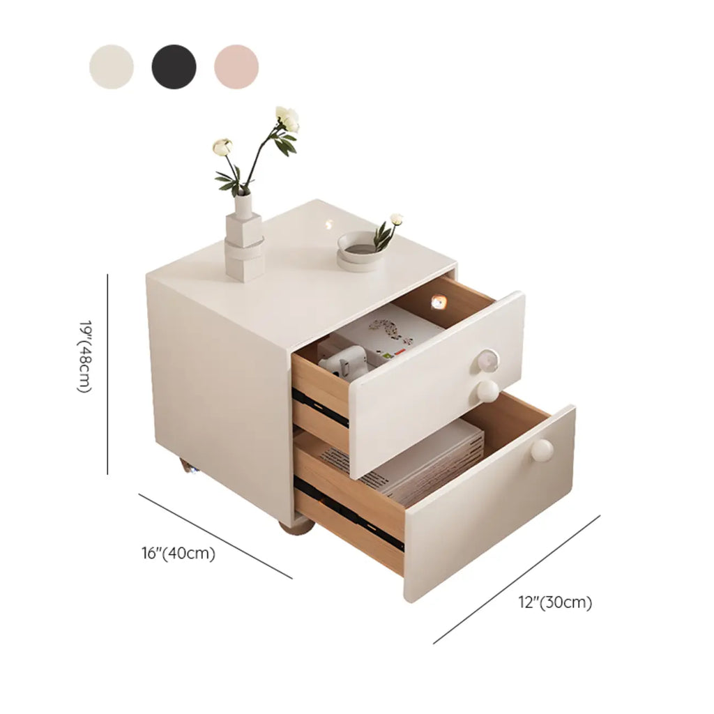 Table de chevet contemporaine en bois crème brillant à 2 tiroirs