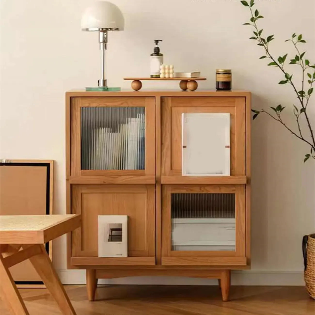 Armoire rectangulaire 4 portes vitrées en pin brun