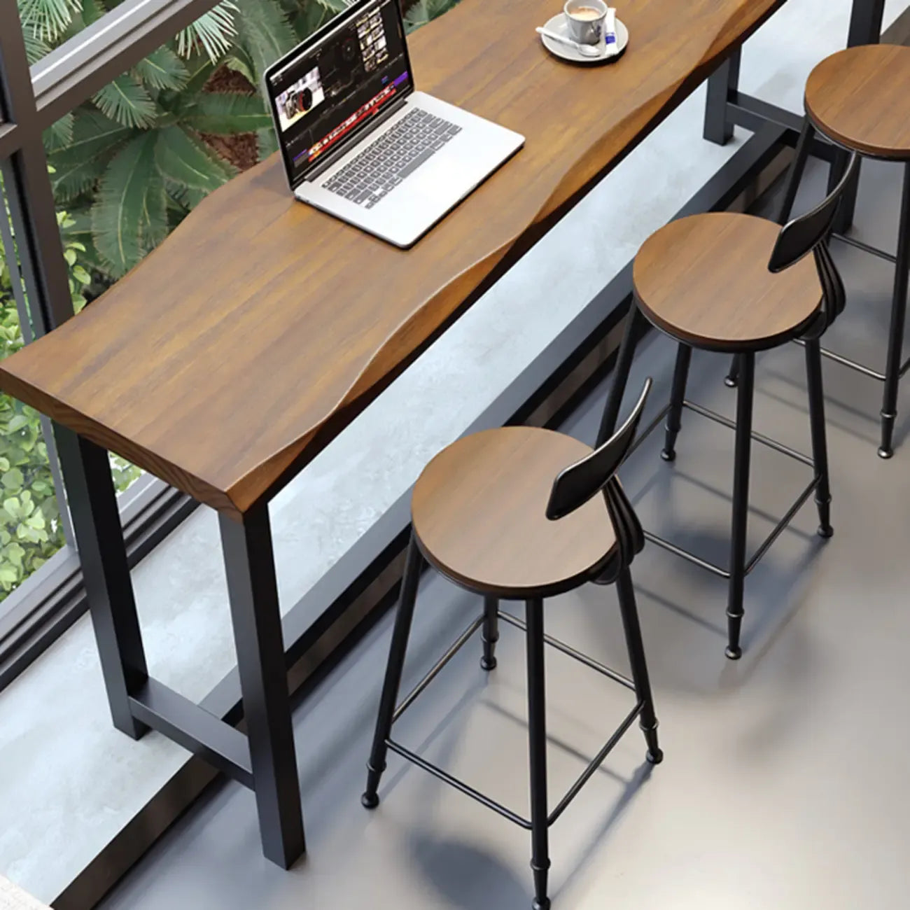 Tables de bar modernes en fer à tréteaux avec aspect bois brun