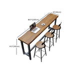 Tables de bar modernes en fer à tréteaux avec aspect bois brun