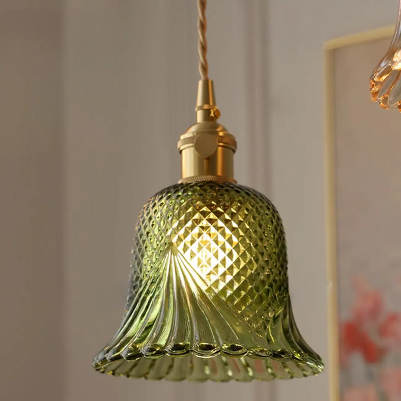Mini suspension vintage en verre vert en forme de fleur, réglable.