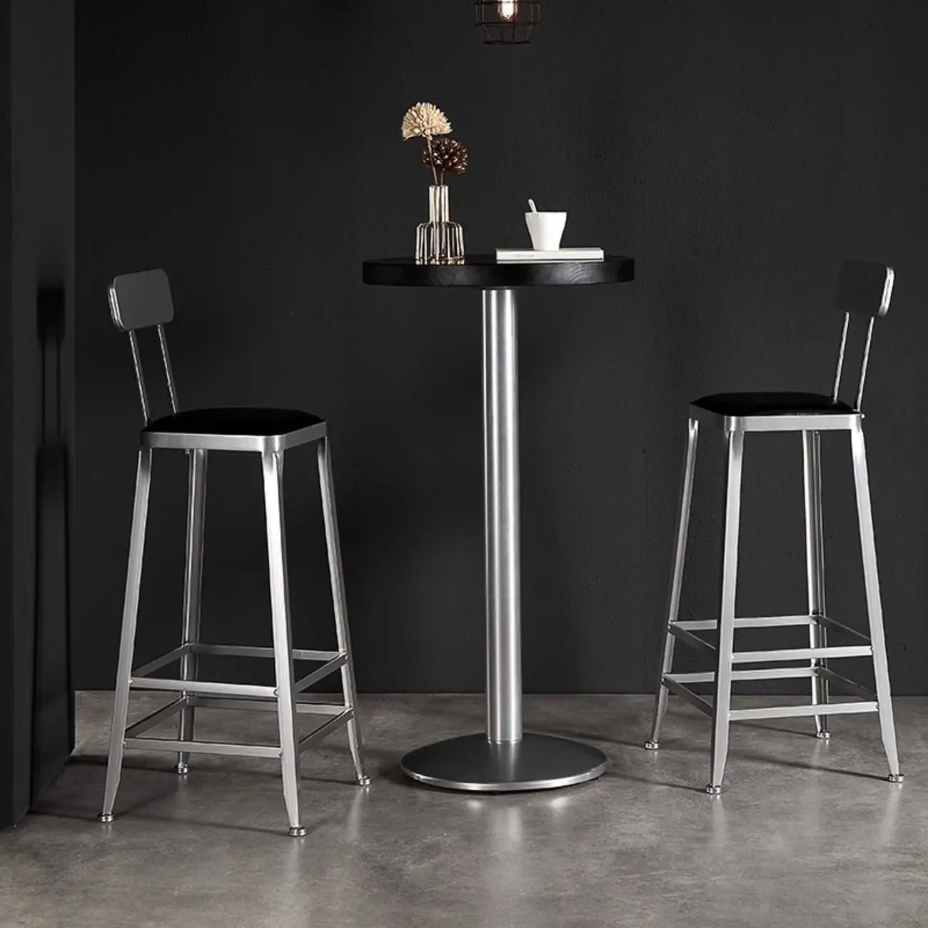 Tables de bar modernes rondes en bois noir et métal argenté sur pied