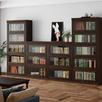 Coffre de rangement moderne du milieu du siècle en bois brun et vitres