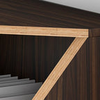 Coffre de rangement moderne du milieu du siècle en bois brun et vitres