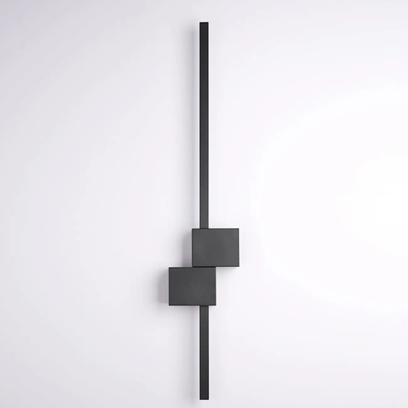 Grande applique murale géométrique noire élégante à 4 lumières LED