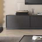 Meuble TV en bois noir de 79 pouces avec rangement ouvert et portes coulissantes