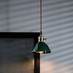 Suspension moderne géométrique en cuir et métal doré