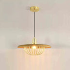 Suspension ronde dorée élégante pour intérieur