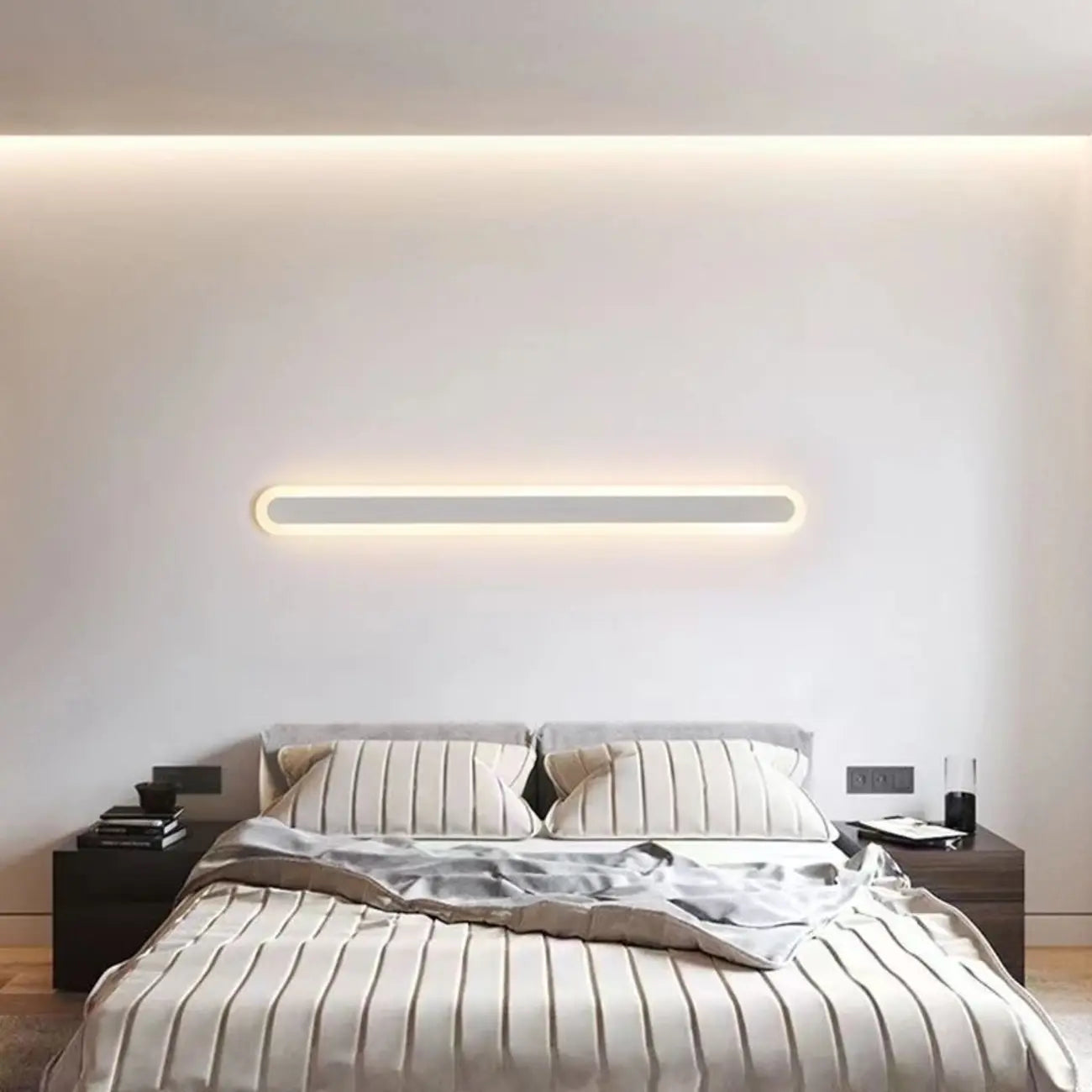 Applique murale LED longue à intensité variable pour chambre à coucher avec revêtement acrylique
