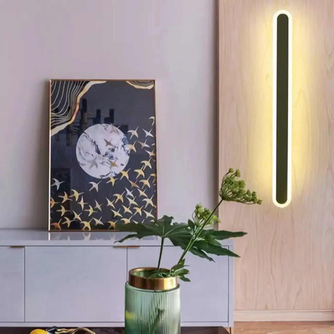 Applique murale LED longue à intensité variable pour chambre à coucher avec revêtement acrylique