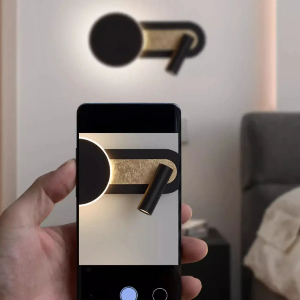 Mini applique murale géométrique à 2 lumières noir et or, pivotante