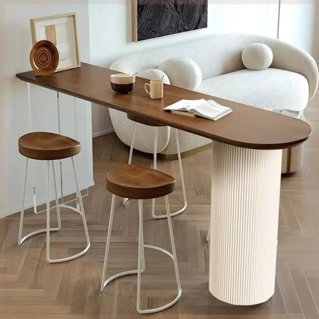 Tables de bar modernes en bois brun et piètement en fer pour bistro