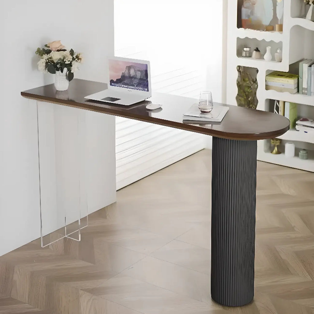Tables de bar modernes en bois brun et piètement en fer pour bistro
