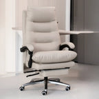 Chaise de bureau ergonomique en cuir noir réglable avec roulettes